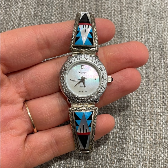 Wrangler Women\'s Watch with Silver and Blue Accents